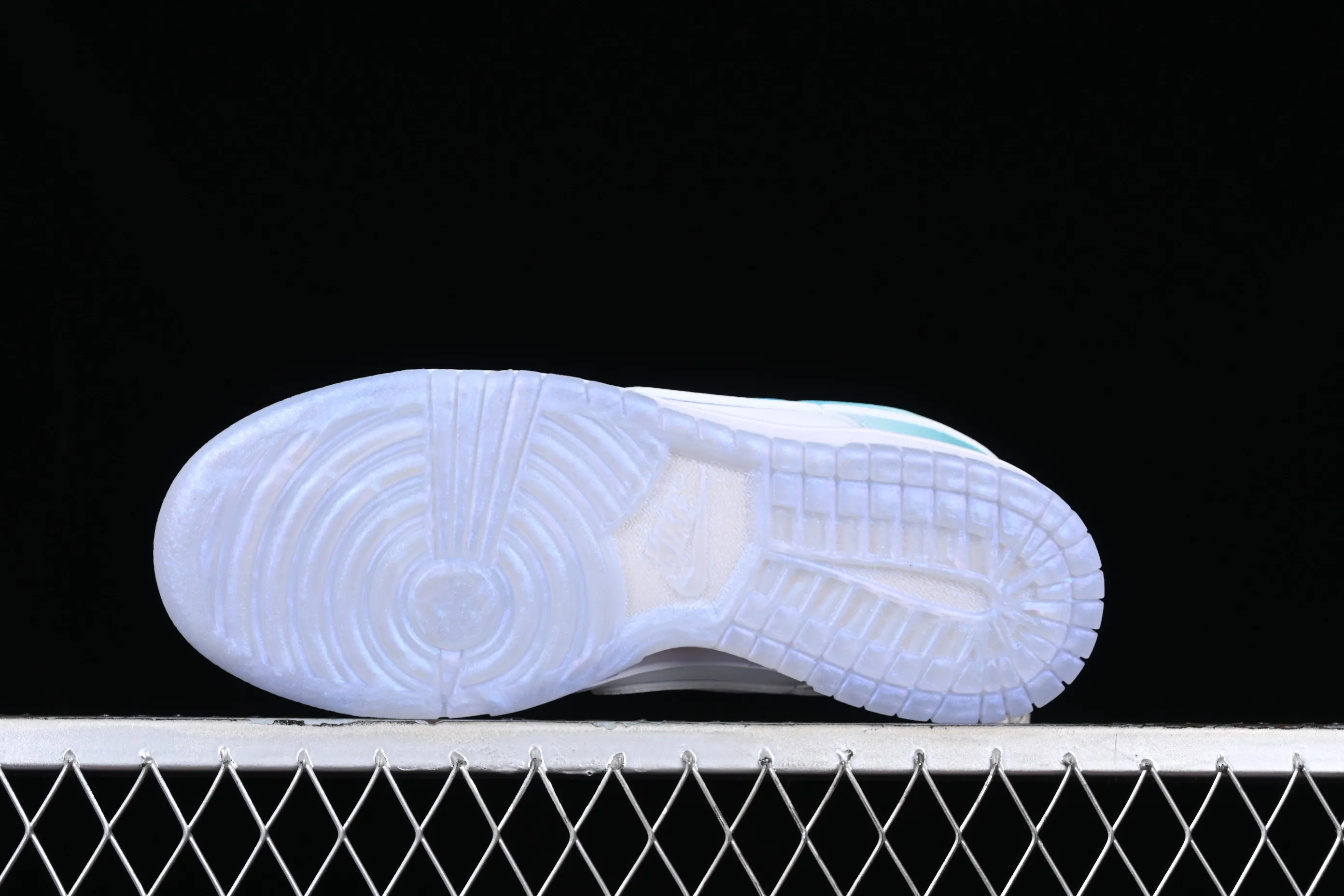 All Categories Nk SB Dunk Series Nk SB Dunk Low Low-top sneakers Cost-effective version Nk Dunk Low "Violet and Hyper Pink" gradient color SB low-top casual sneakers FJ7743-194